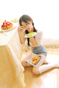 学长含着她的乳奶揉搓揉捏小说